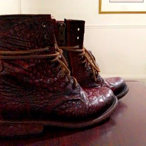 RED FREEBIRD MANCHESTER CROC BOOTS size 7 - excellent condition